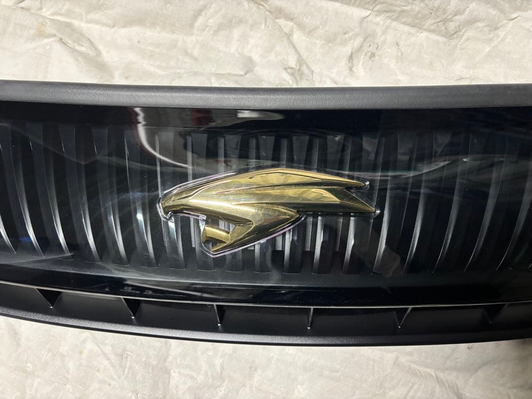 60ハリアー純正フロントグリル