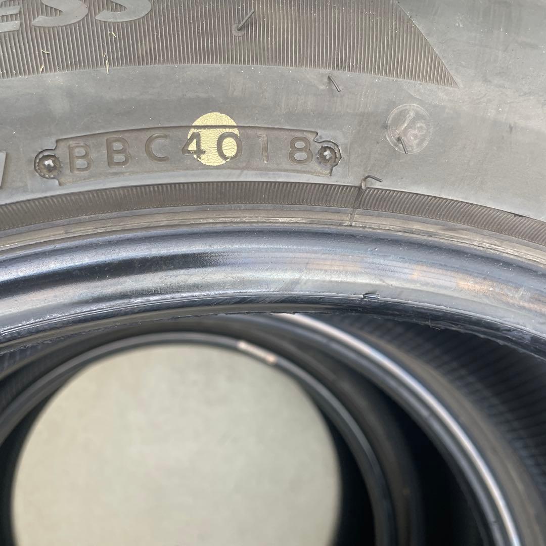 BLIZZAK VRX2 235/50R18 スタッドレスタイヤ4本セット！