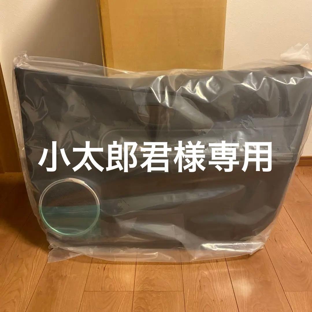 トヨタ アクア Ｇs フロントドアトリムボード 右 新品