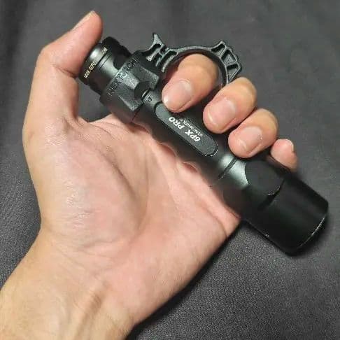 ライト・ランタン SUREFIRE 6PX PRO