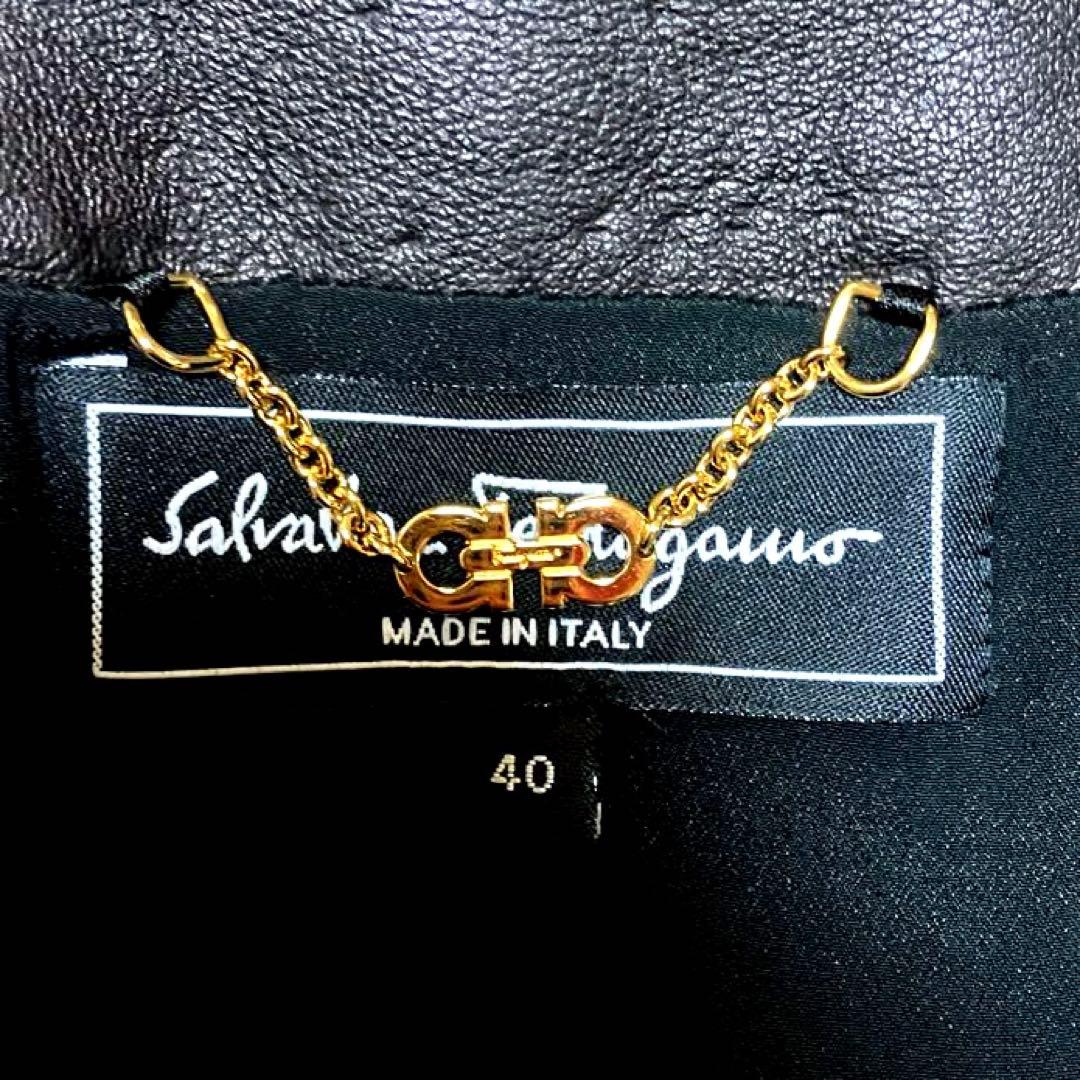 美品フェラガモFerragamo ノーカラーレザージャケット黒 裏地シルク