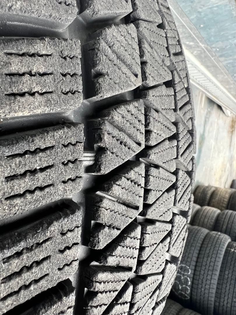 senaブリヂストンスタッドレス235／55R19 105Q深溝