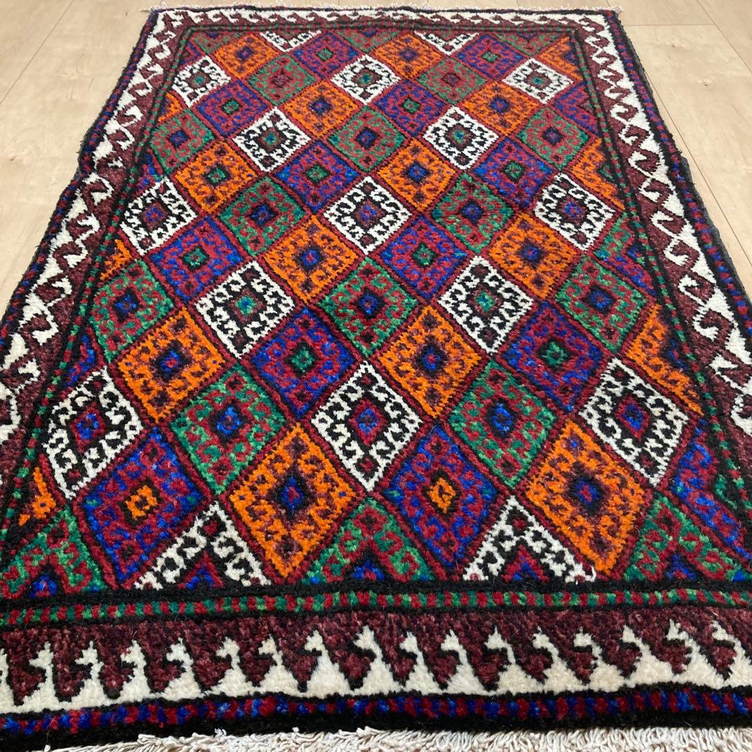 ペルシャ絨毯　バルーチ　ヴィンテージラグ　トライバルラグ　116x71~76㎝