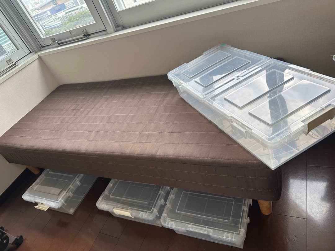 引き出し付きベッド