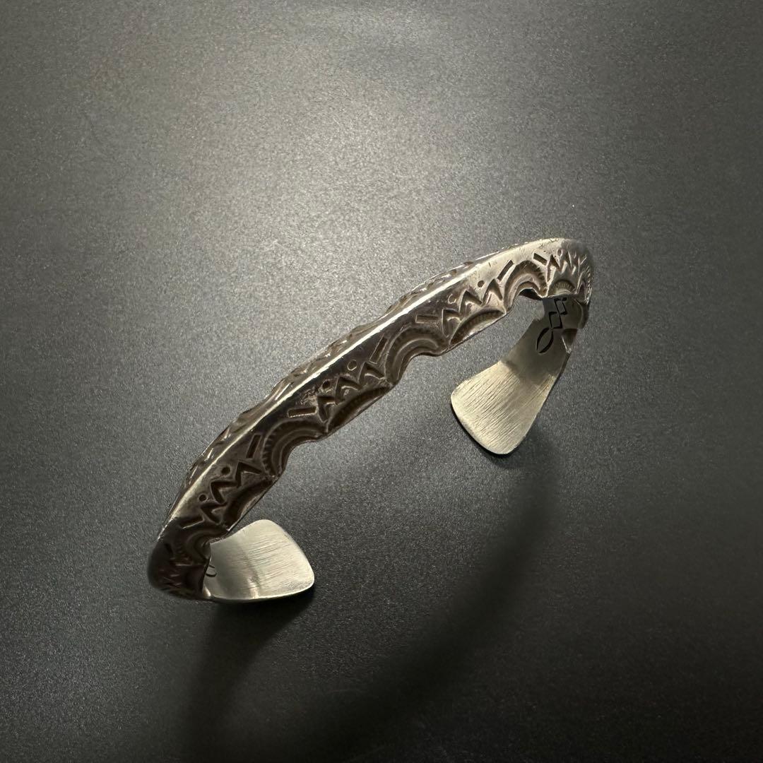 Navajo Ray Adakai ヘビーゲージ バングル 筆記体