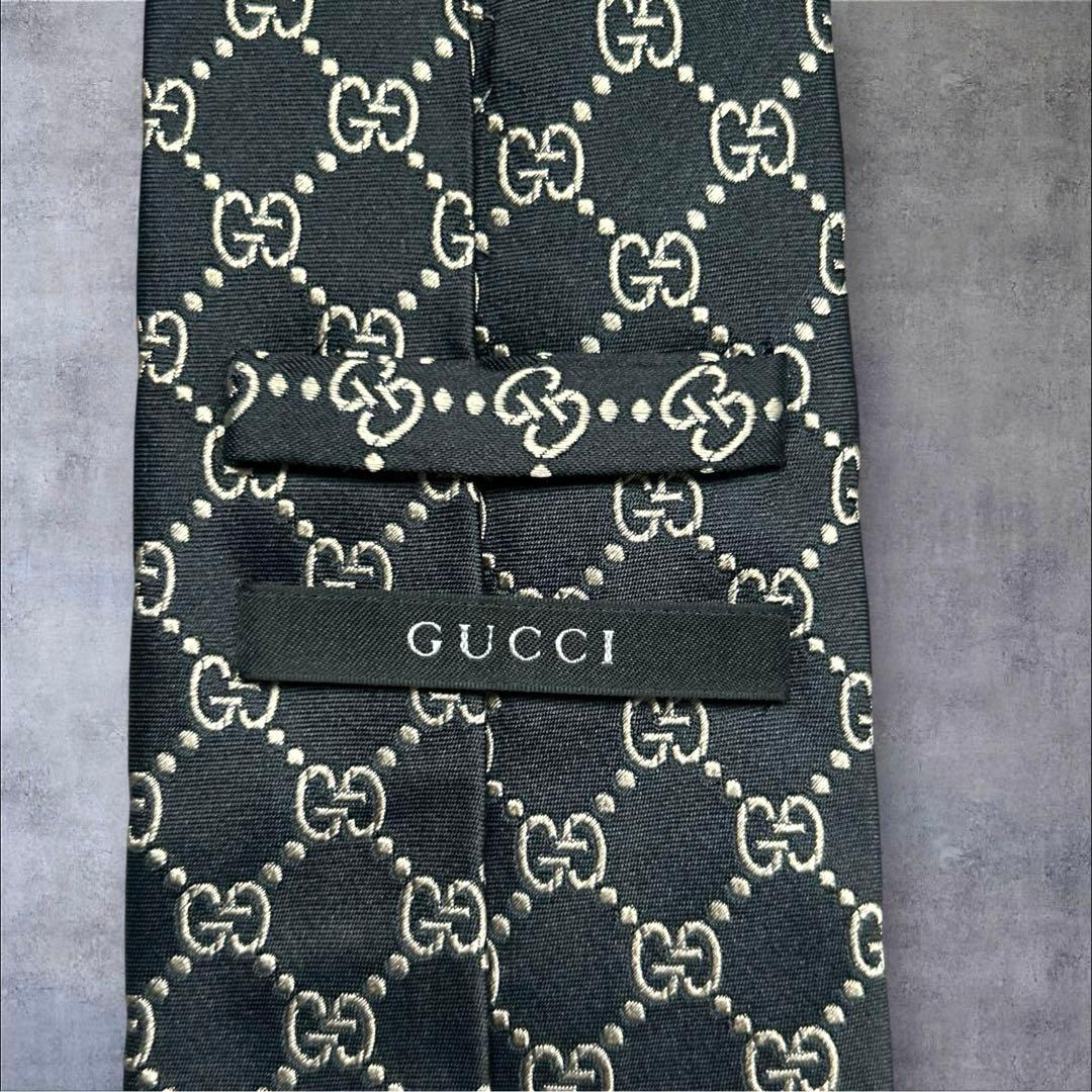 美品 GUCCI ネクタイ ブラックxイエロー　クリーニング済