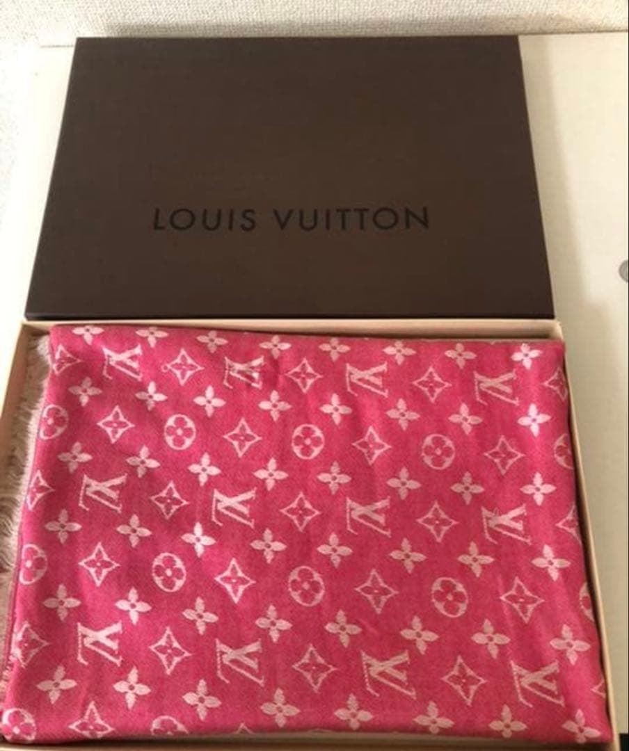 さらぽん　ルイヴィトン　大判ストール　ピンク