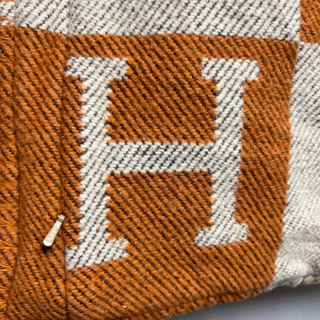 HERMES エルメス　アヴァロン　PM クッション　カシミヤ混　①