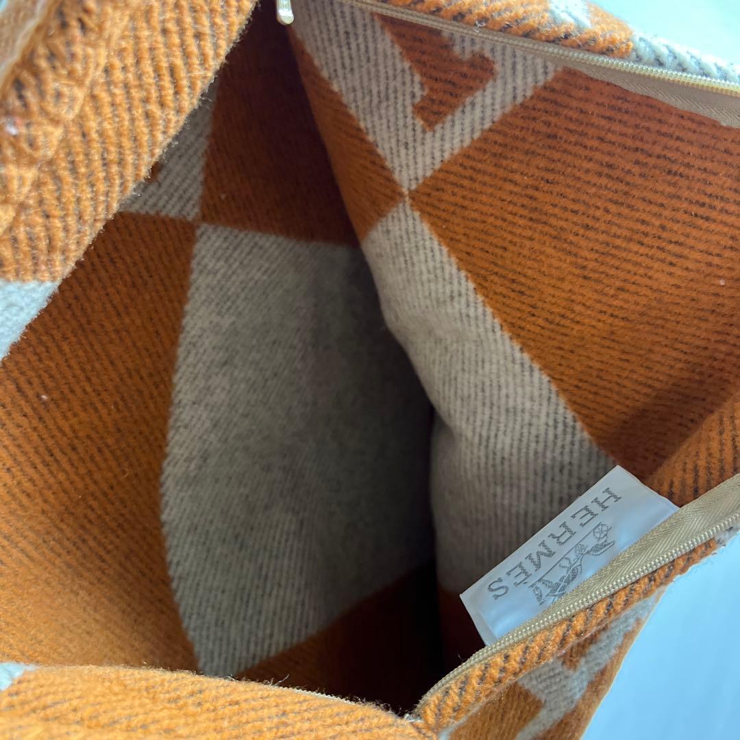 HERMES エルメス　アヴァロン　PM クッション　カシミヤ混　①