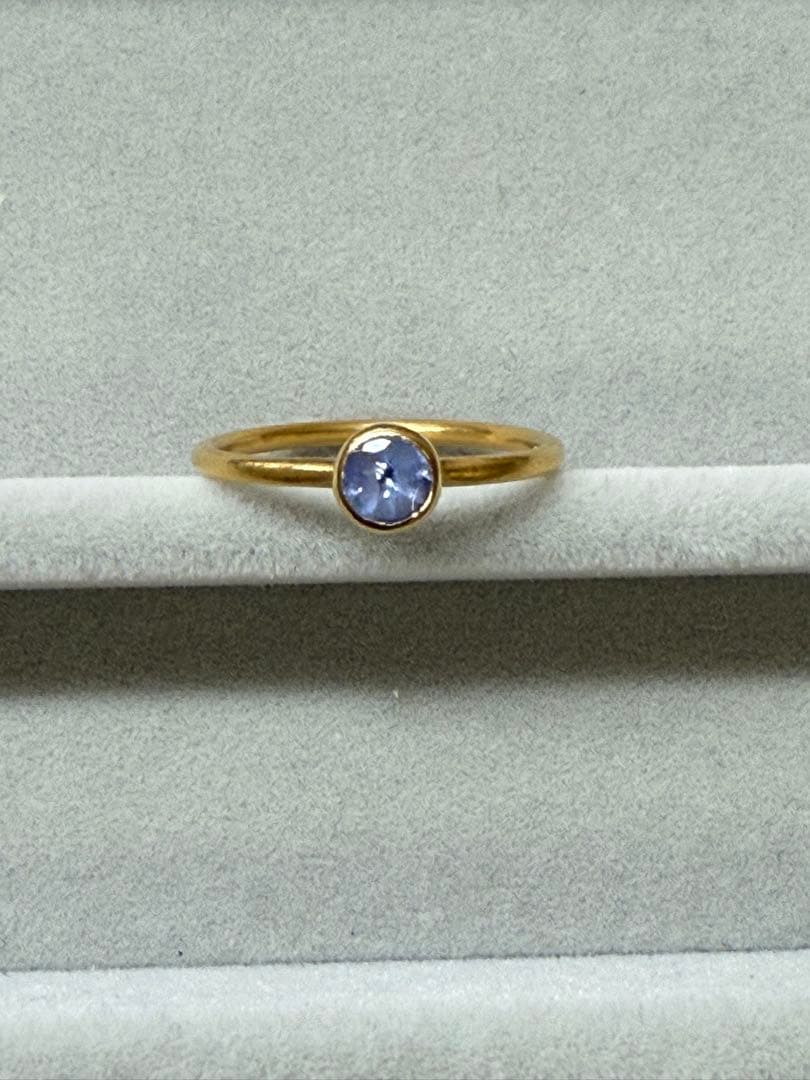 ★マリーエレーヌドゥタイヤック　タンザナイトのミニチュアプリンセスリング★