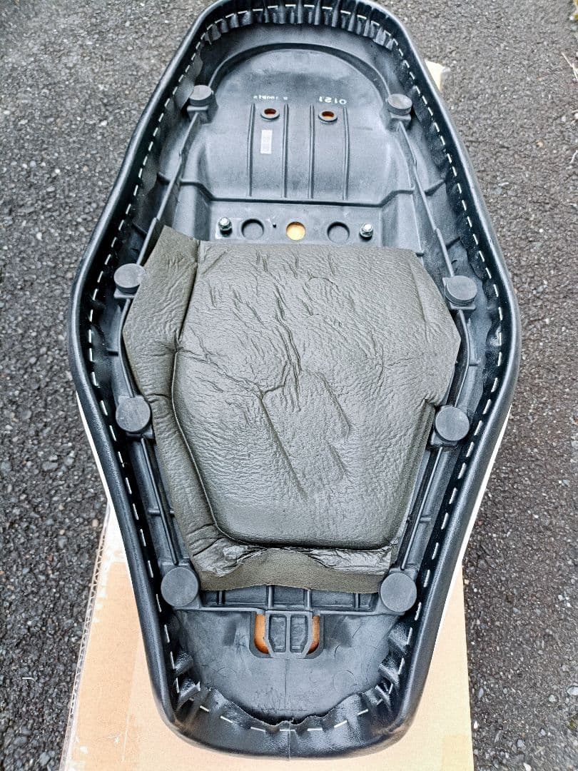 美品 カワサキ 純正 ローシート W650 W400用 ダウン (デイトナ)
