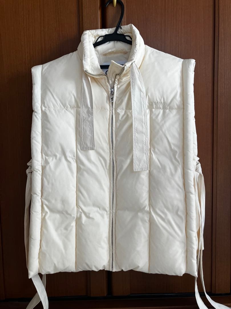 Litmus GANNI shiny puff vestダウンベスト