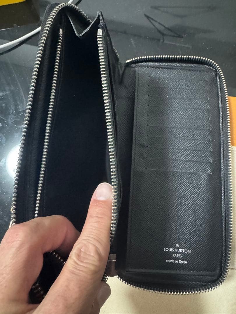 D*i様 Louis Vuitton 長財布 ブラック・チェック柄