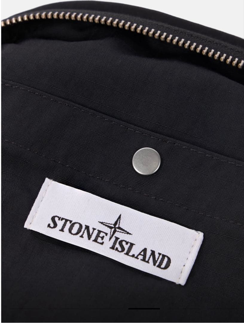 STONE  ストーンアイランド ボディバッグ　新品　未使用　本物