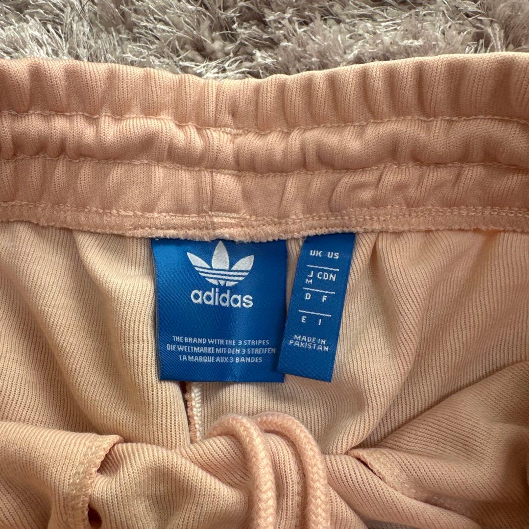 ぬ　adidas originals ピンク ジャージ UK S