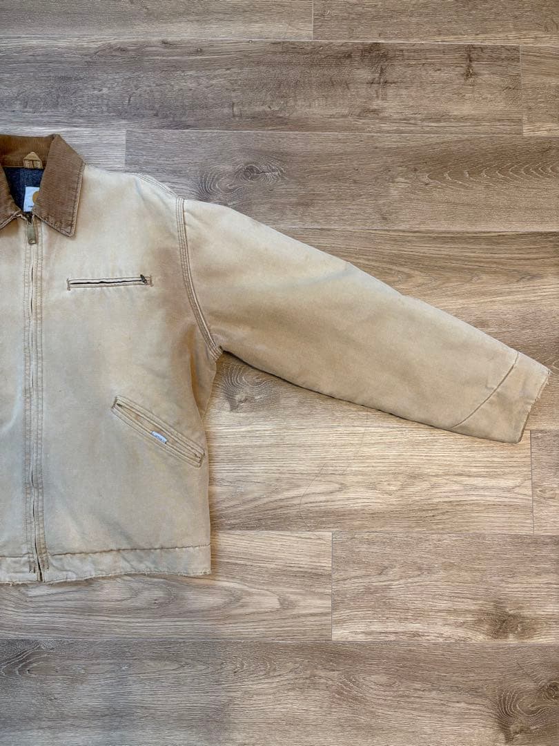 即購入OK！早い者勝ち！ Carhartt ベージュジャケット
