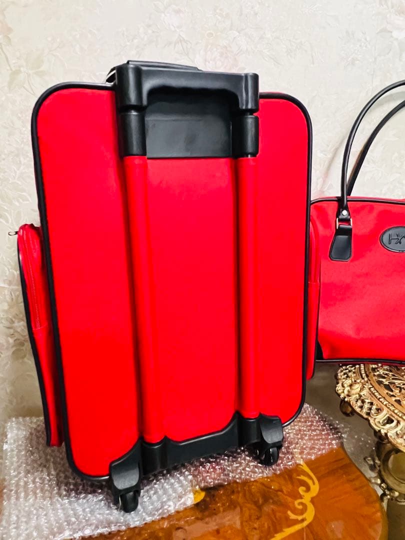 ハナエモリ キャリーバッグ&ボストンバック未使用品 森英恵 赤色 2点セット