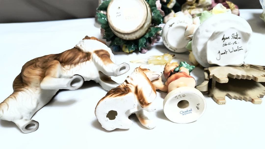 陶花　ビスクドール人形　ドイツ製　Goebel　うさぎティーポット　陶器