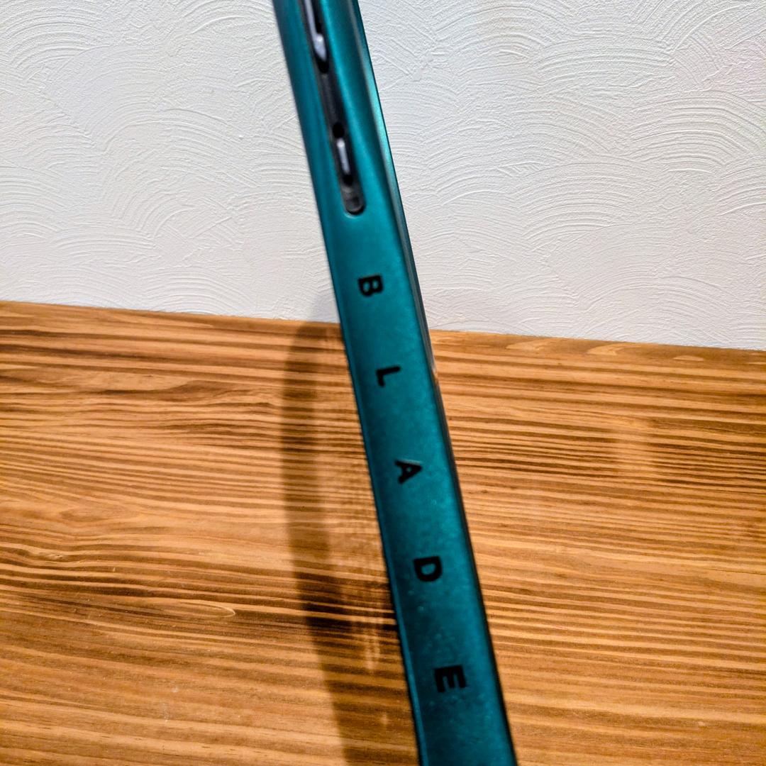 【美品】ウィルソン Wilson ブレード100 V9 G2 テニスラケット