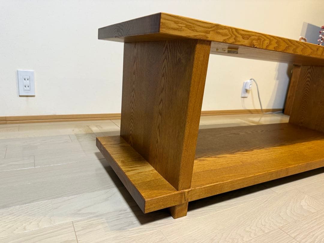 オーダー家具　クルミの木　テレビ台　飾り棚　本棚