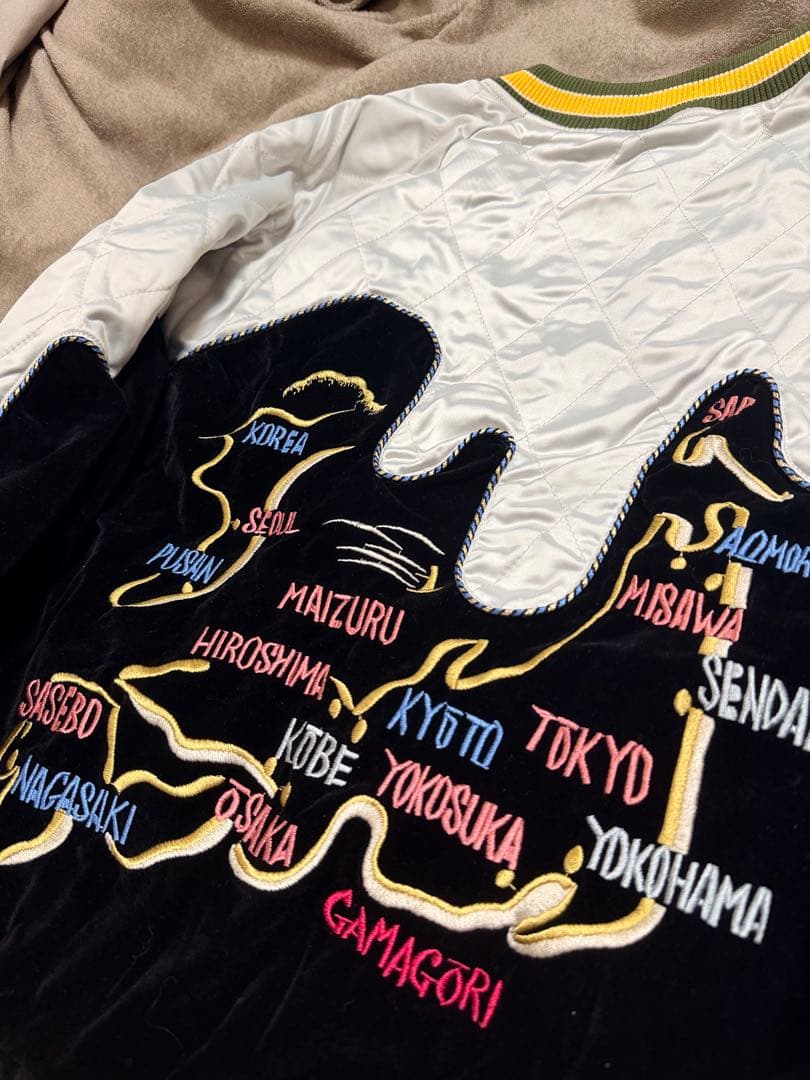 未使用 別珍 日本地図 鶴 スカジャン unisex 美品 サテン