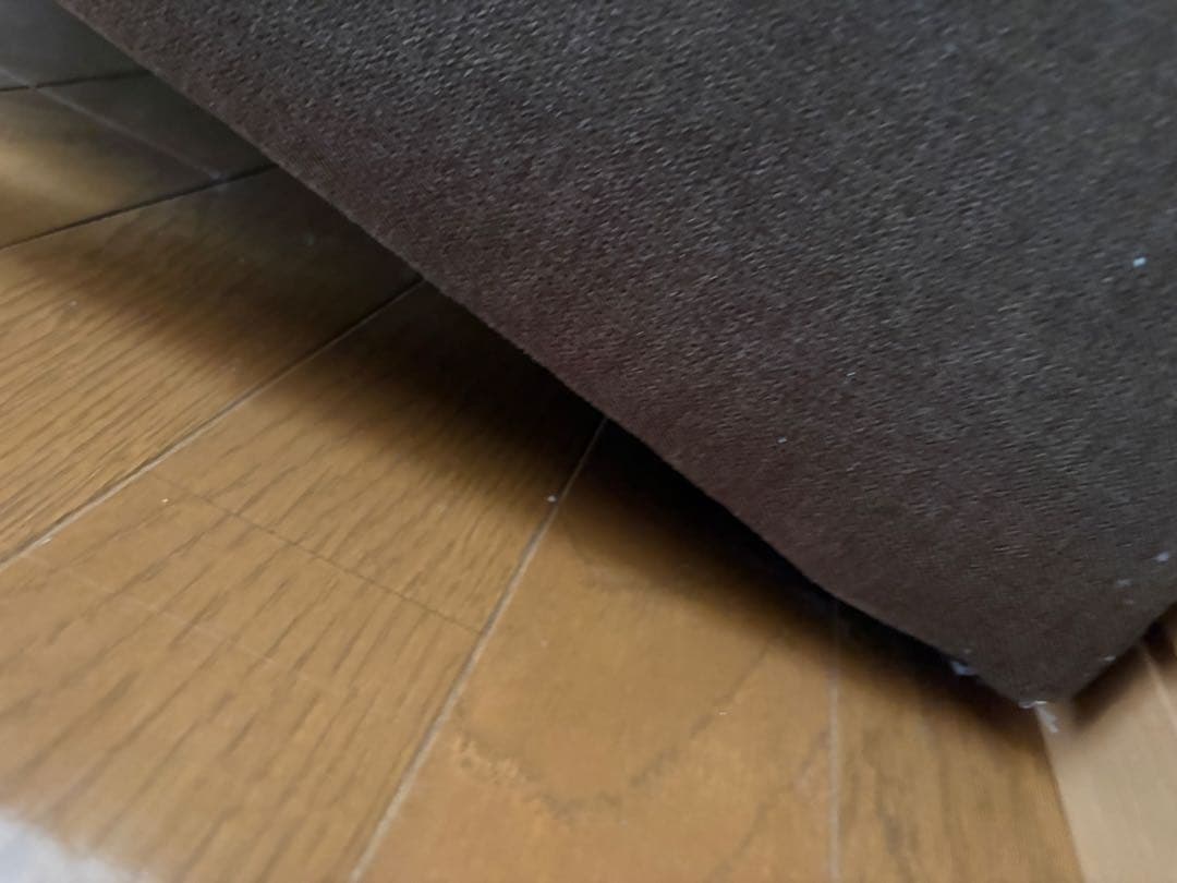 クッション付き　ソファー　3人掛け　茶色　布張り