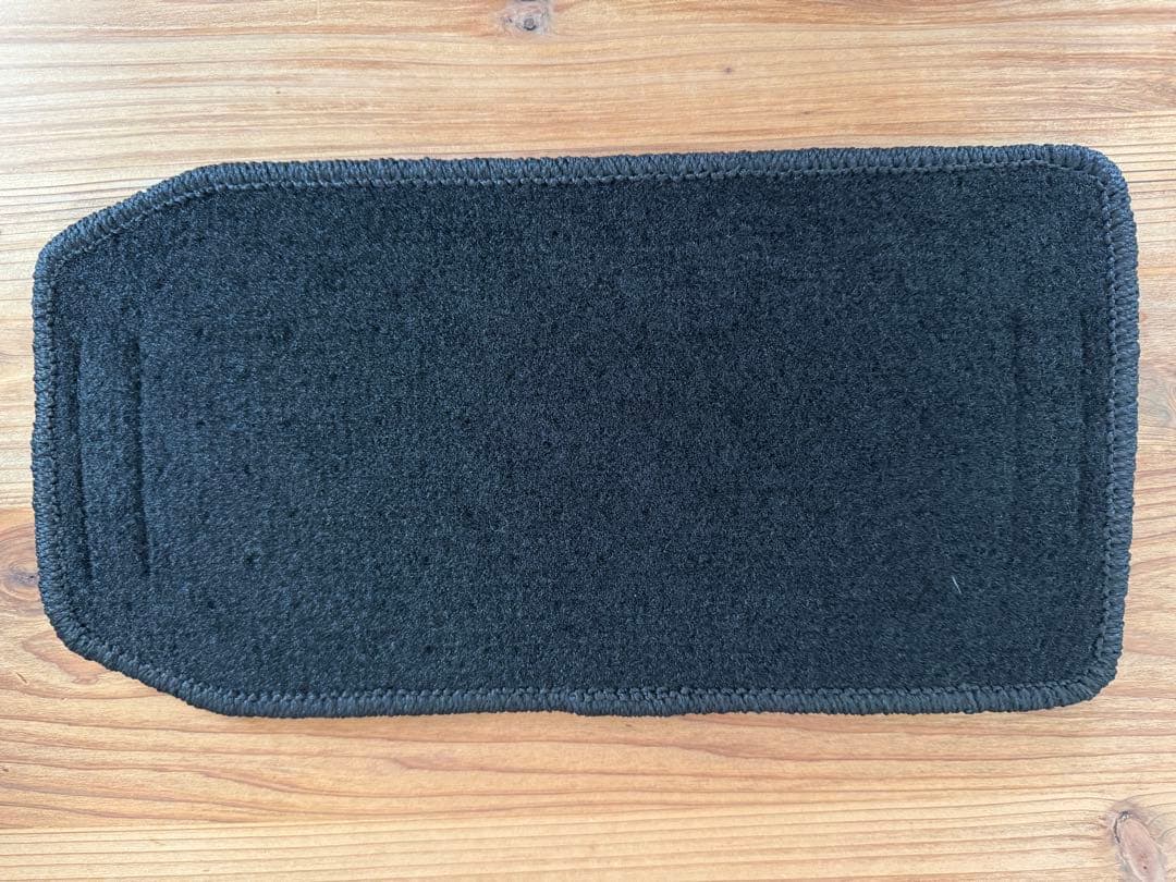 新品　デリカD5用　MDF ウォークスルーキット