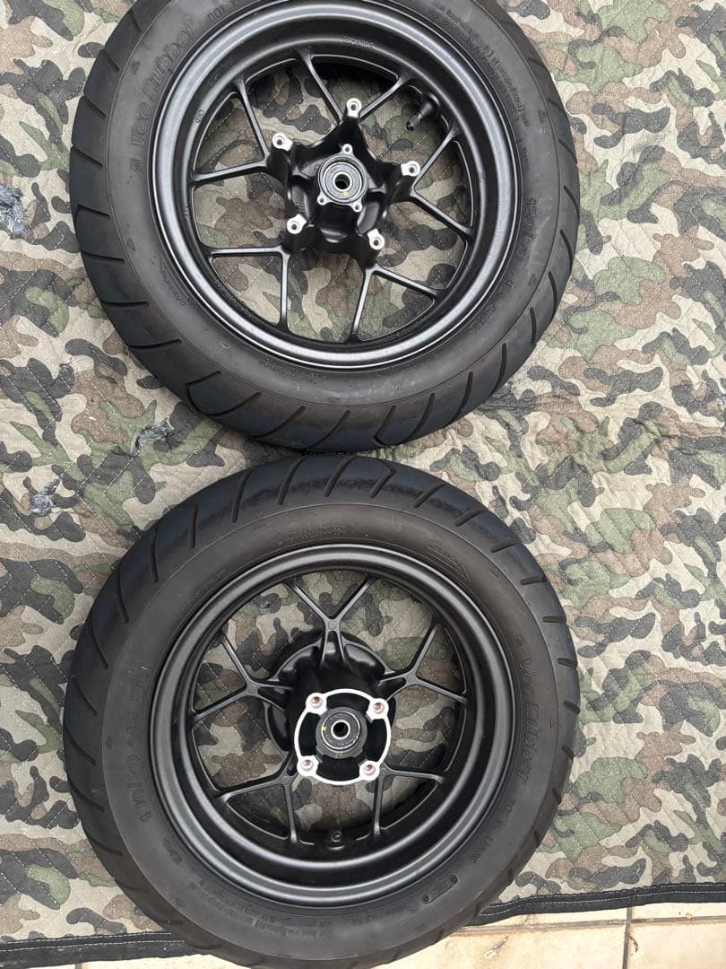 ホンダモンキー125 JB05純正ホイールセット　タイヤ前後付き最終値下げ❗️
