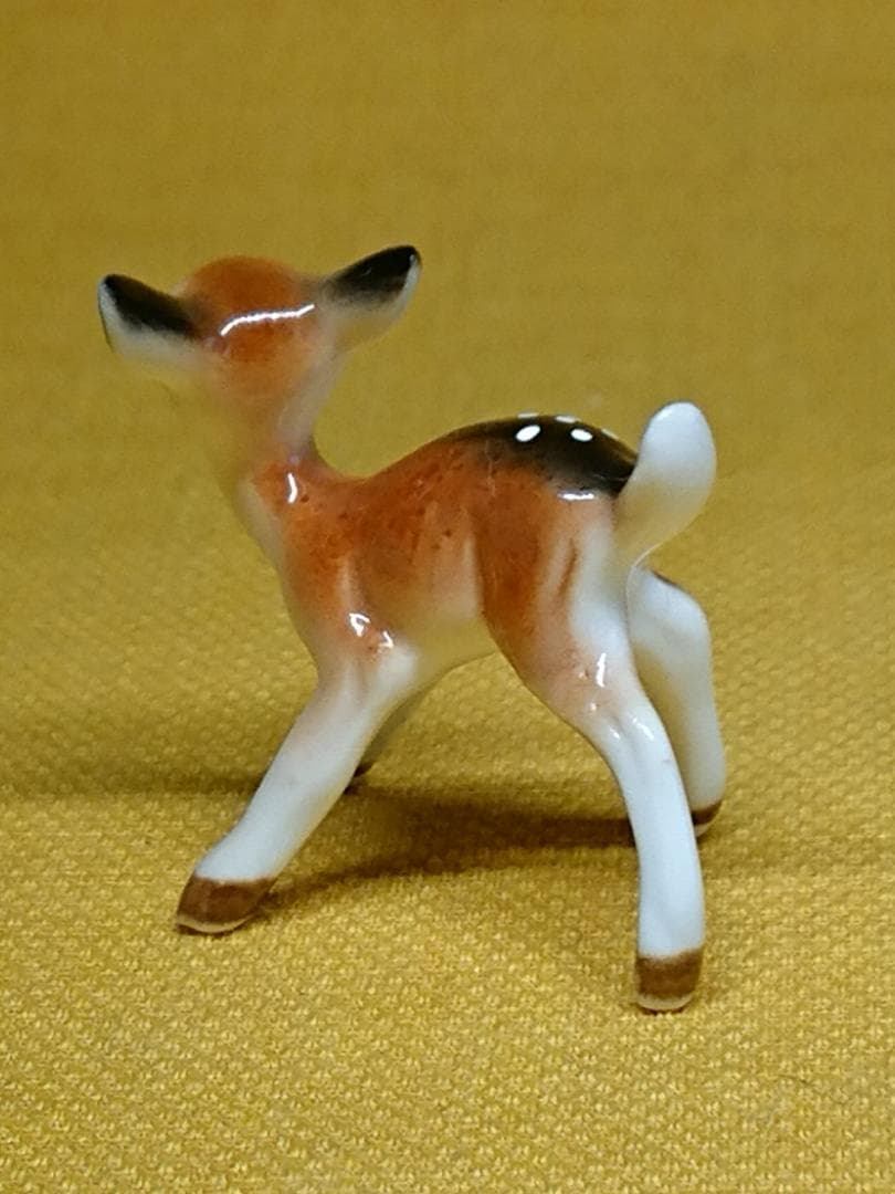 シカ　鹿　陶器　オブジェ　置物　インテリア　工芸品　美術品　A1056