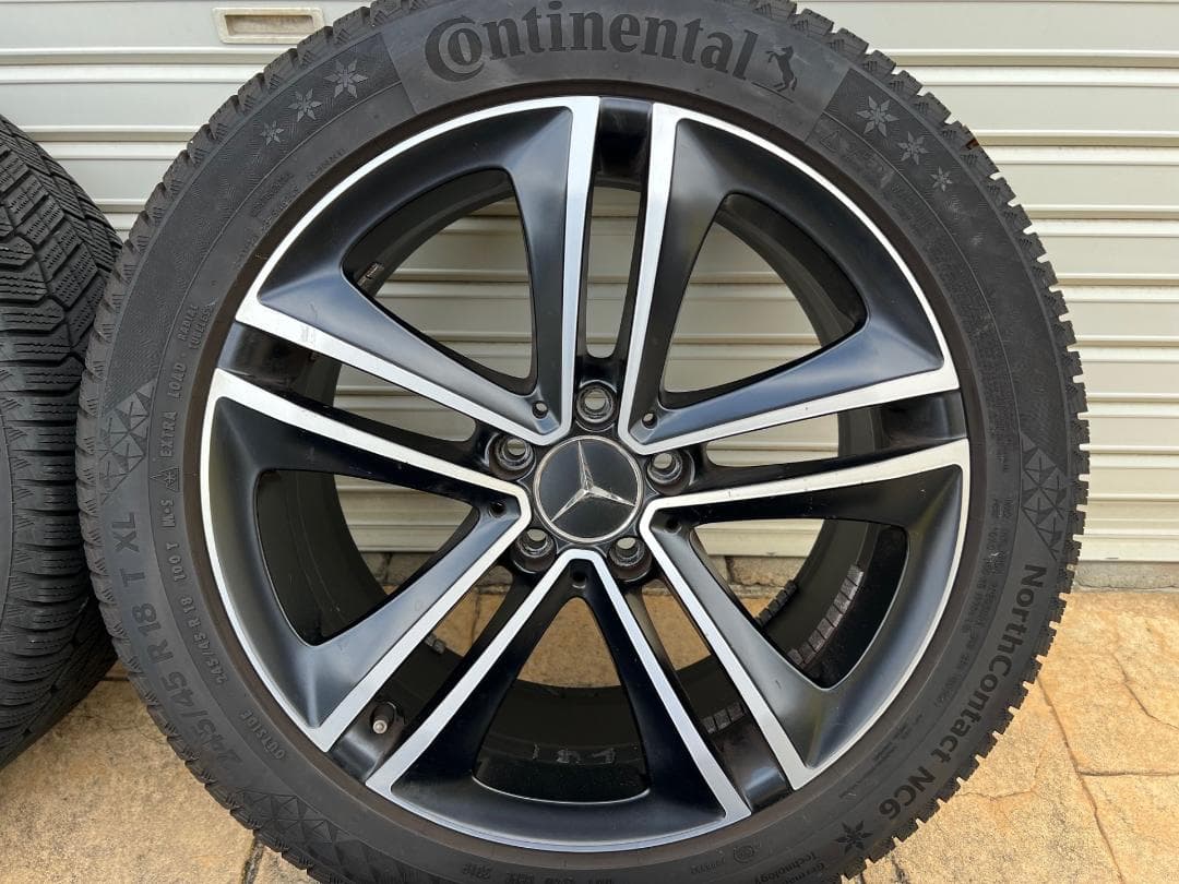 ベンツCLS用スタッドレスタイヤ　ホイール付 245/45 R18