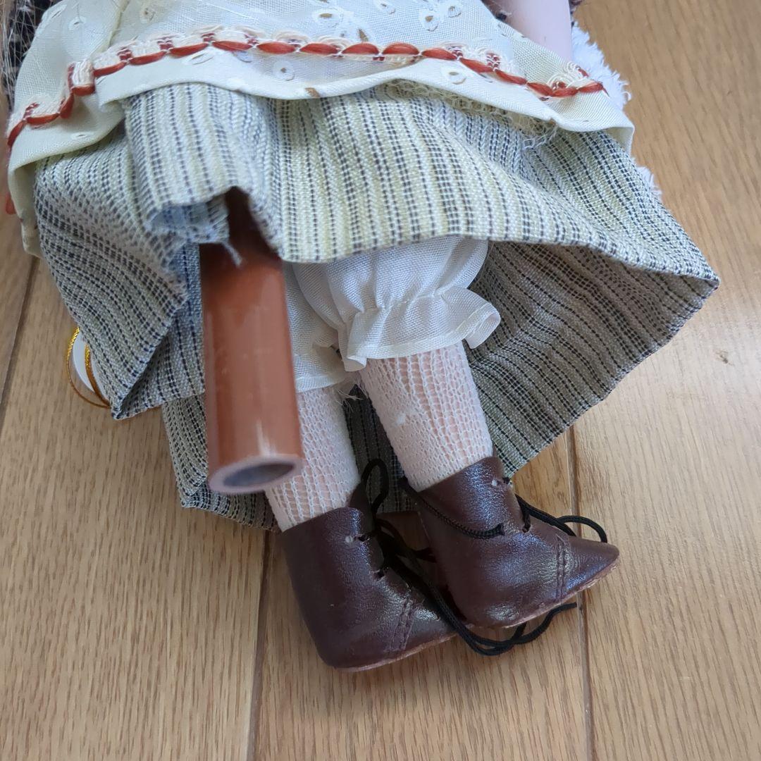 Porcelain Doll ポーセリンドール　ディスプレイスタンド付