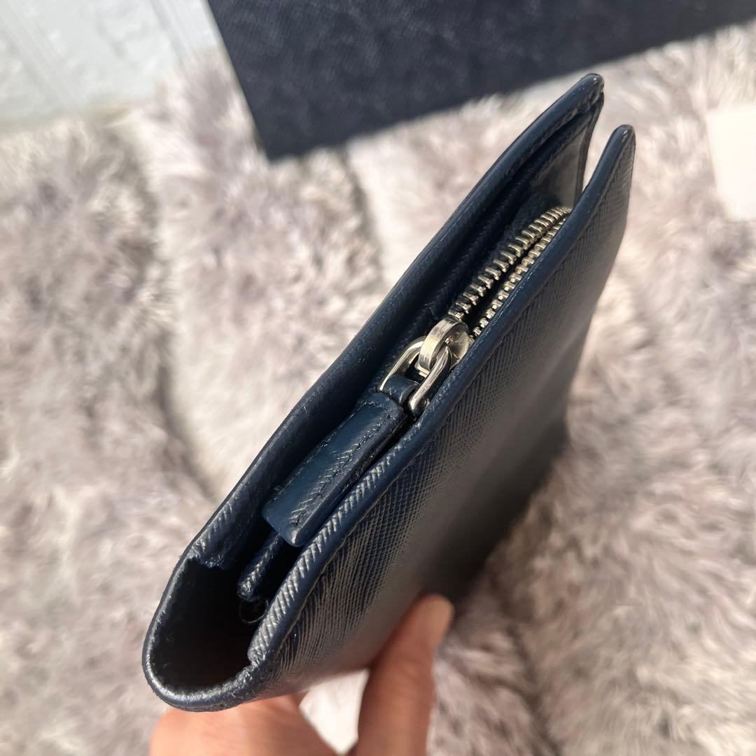 良品✨PRADA 大きめオーガナイザー　長財布　サフィアーノ　ネイビー　メンズ