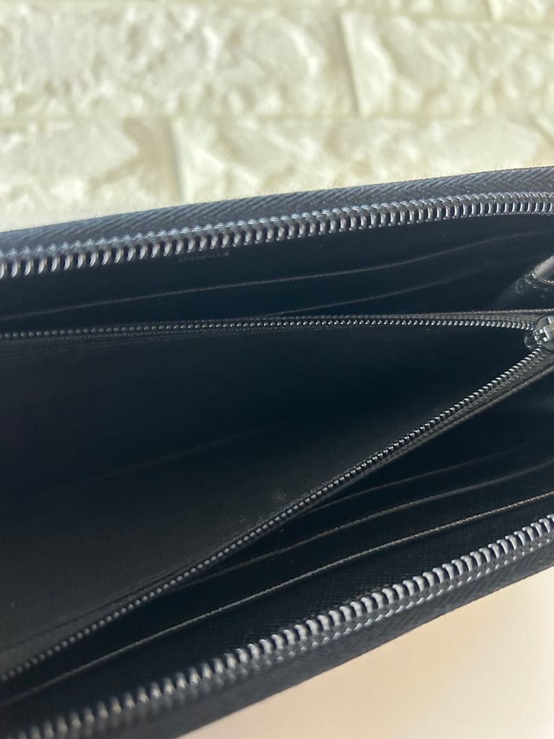 PRADA ブラック 長財布 ブラック　黒　三角ロゴ　サフィアーノレザー