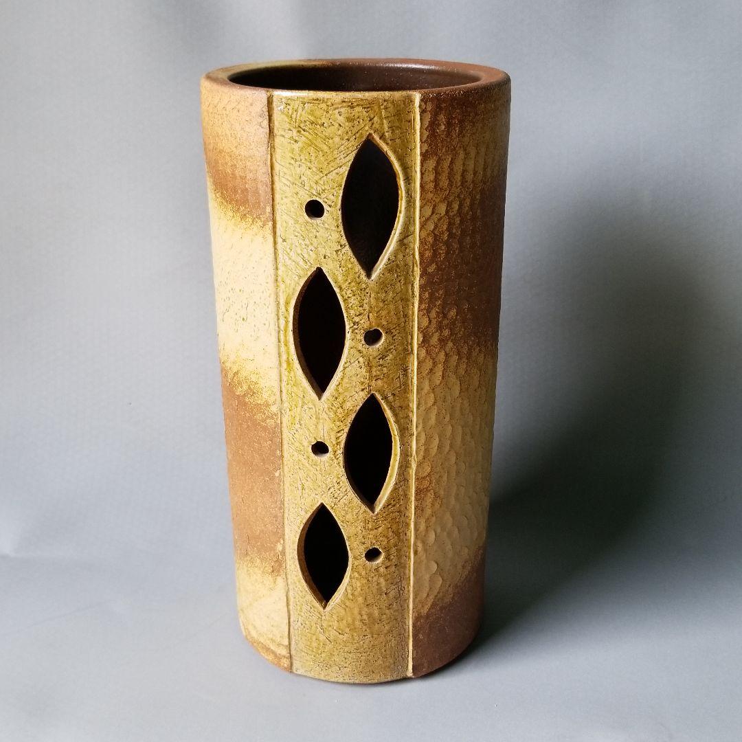 信楽焼傘立て  前茶彫 高さ４２cm