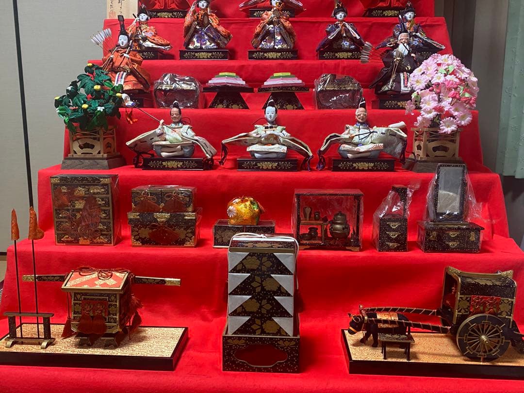 再値下げ！雛人形／特選／七段／15人飾り／屏風台付き/美品