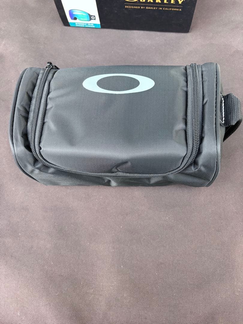 新品未使用❗️オークリースノーゴーグルフライトトラッカーL