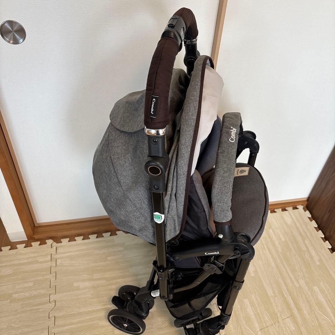 コンビ　スゴカルα 4キャスcompact エッグショックsimplight