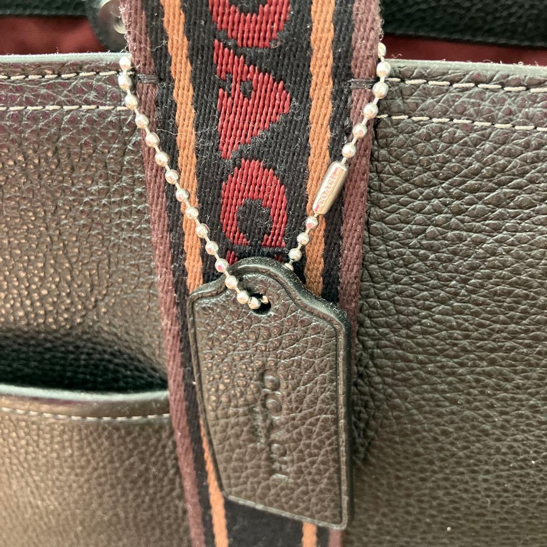COACH ブラックトートバッグ