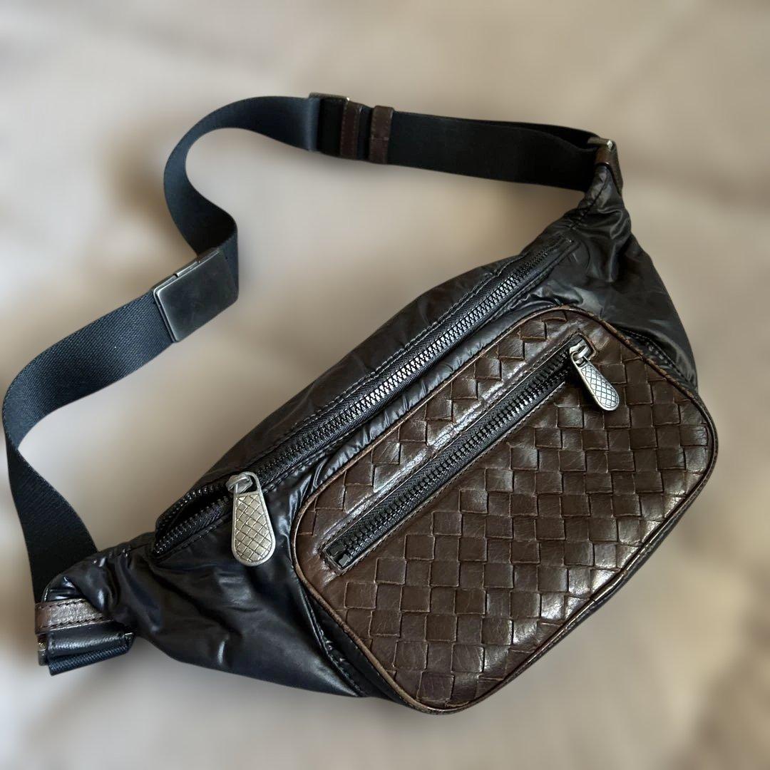 BOTTEGA VENETA ボッテガヴェネタ ボディバッグ