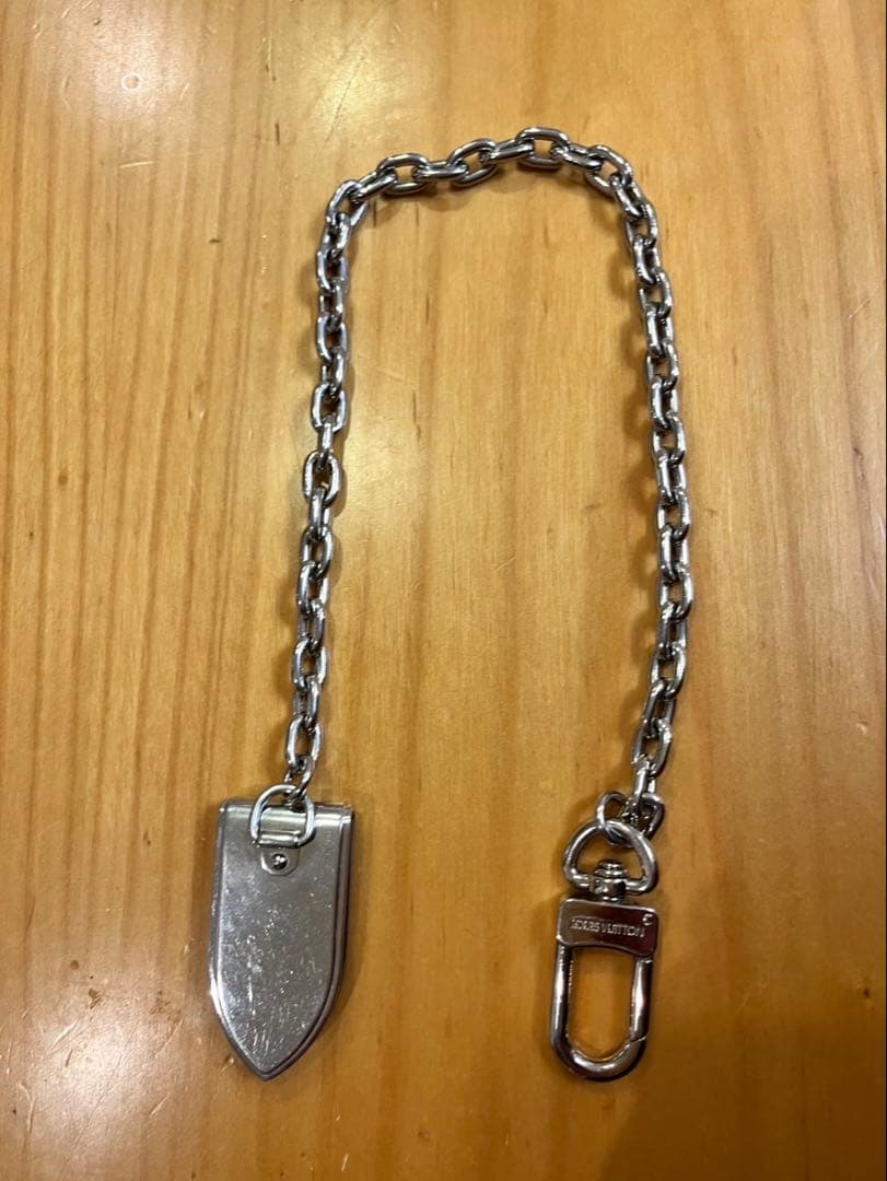 ルイ・ヴィトン　Louis Vuitton パンスビエシェンヌオジーヴ
