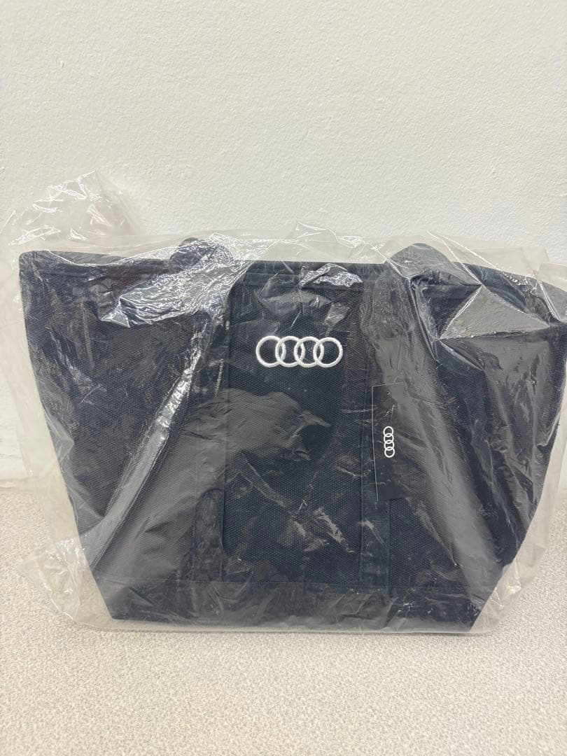 Audi ゴルフバッグ・キャディバッグ グレー