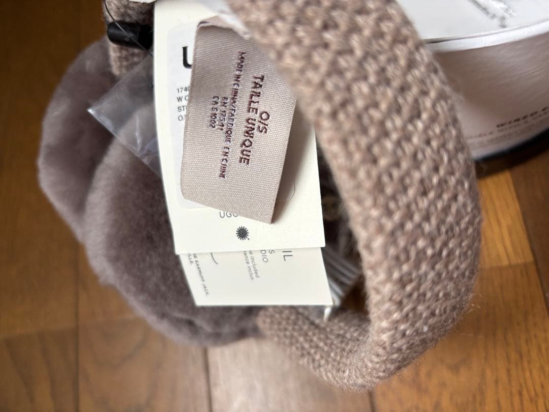 【くみっきー】UGG Wired Ear Muffs ヘッドホン　ベージュ