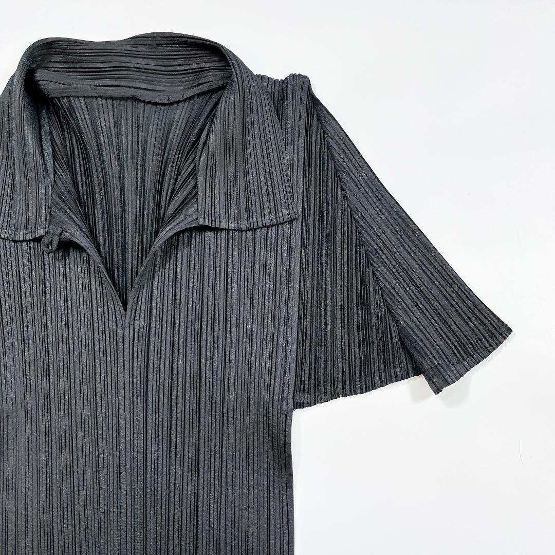 美品 イッセイミヤケ プリーツプリーズ 半袖 ブラウス シャツ 4 XL 黒
