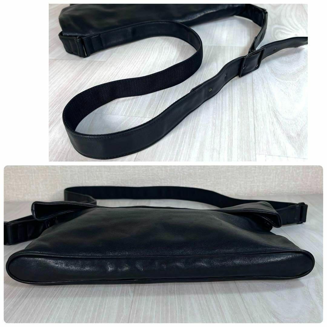【美品・80s】ISSEY MIYAKE　ショルダーバッグ　レザー　ブラック　黒
