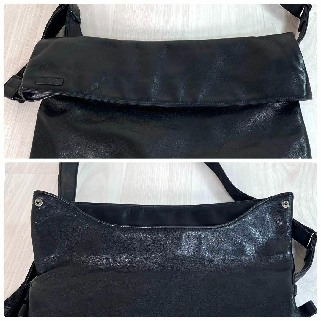 【美品・80s】ISSEY MIYAKE　ショルダーバッグ　レザー　ブラック　黒