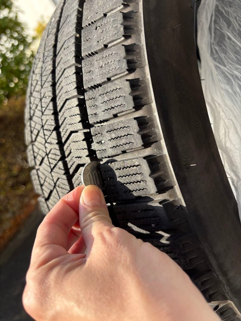 ブリヂストン　vrx2 215/45r17 2本のみ