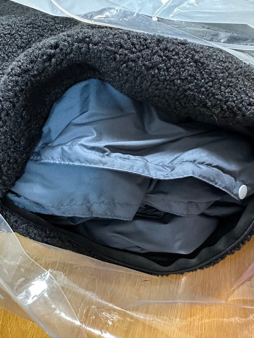 ルームダウン新品紙タグ付き⭐️超軽量❗️800FP 羽毛布団収納クッションカバー付き