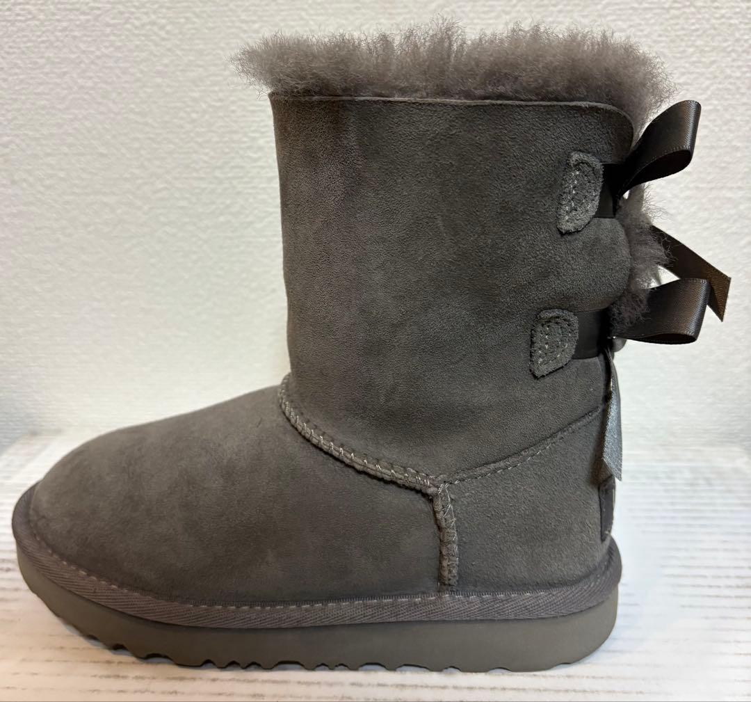UGG キッズ　ブーツ　ムートン　19cm