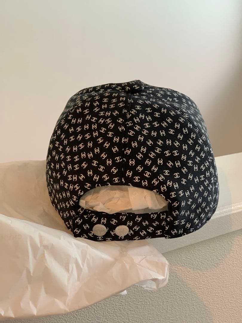 お箱付き✨新品未使用✨2025CHANELココビーチキャップ✨顧客先駆け購入