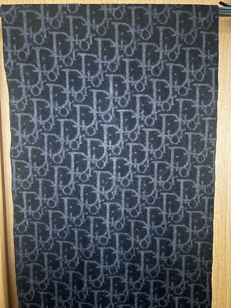 Dior 黒 マフラー
